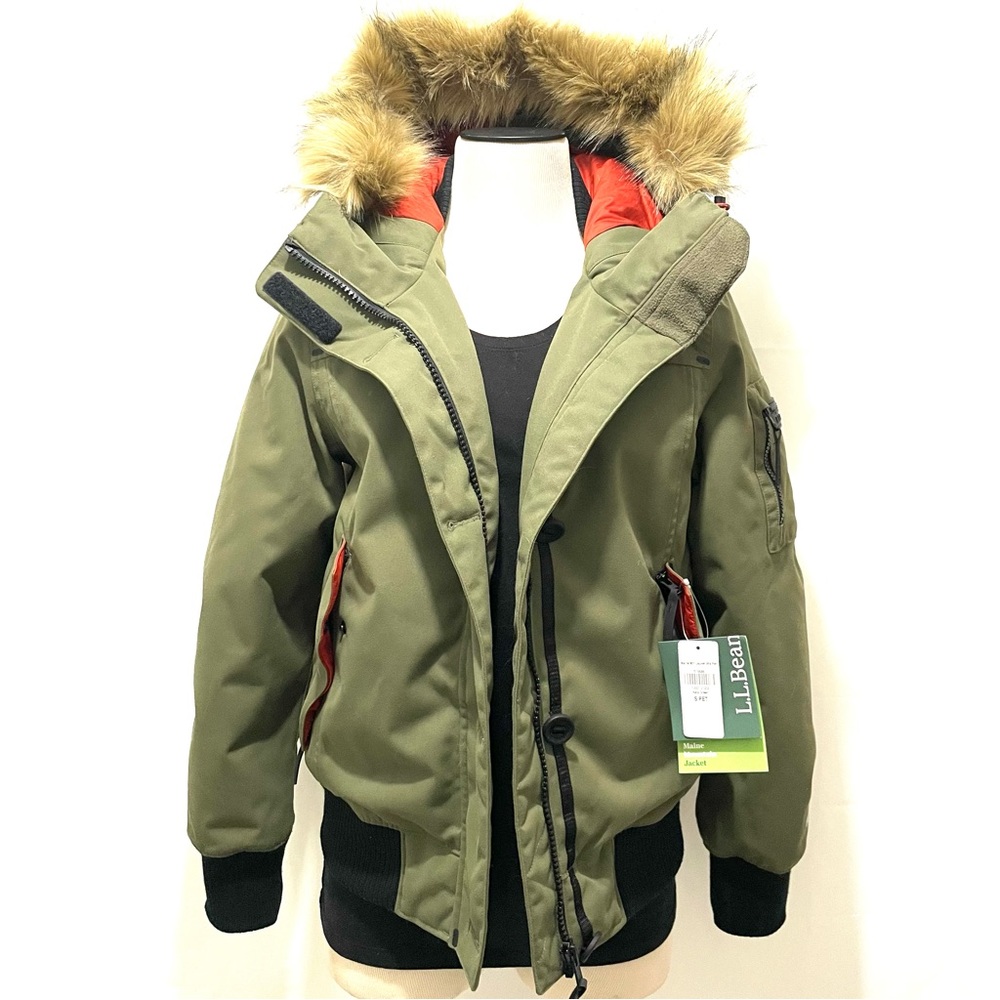 L.L. Bean Maine mount down jacket women’s petite small